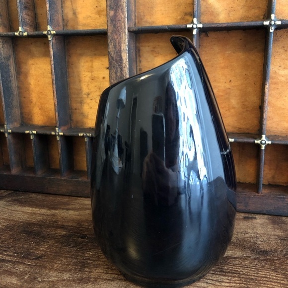 Vintage Frankoma Elegant Reflective Black Ceramic Vase - Picture 7 of 12
